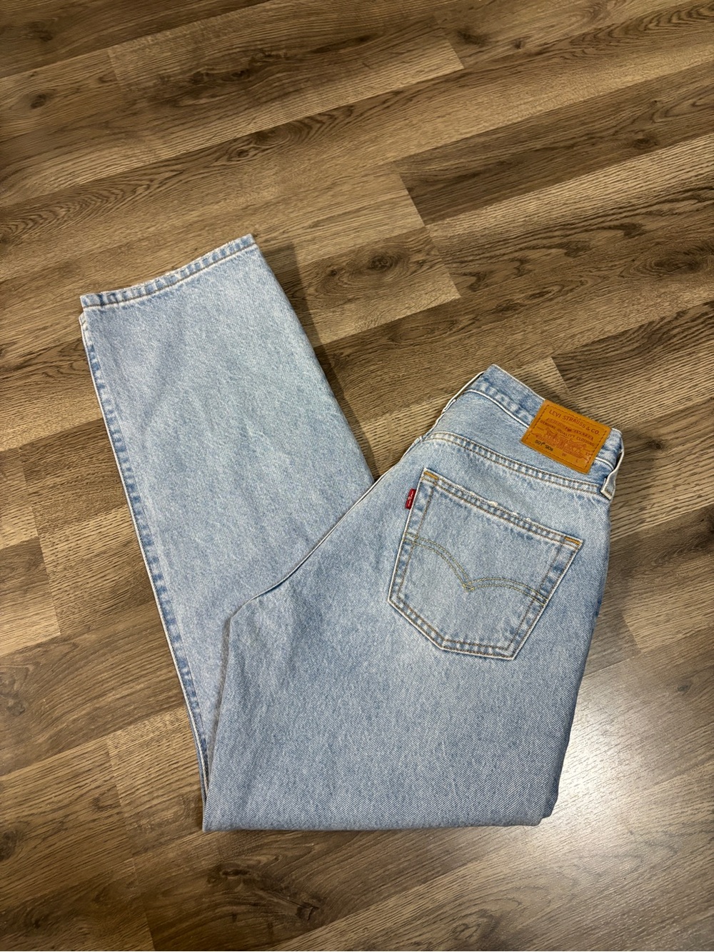 Levi's Light Wash High Rise Women's Jeans